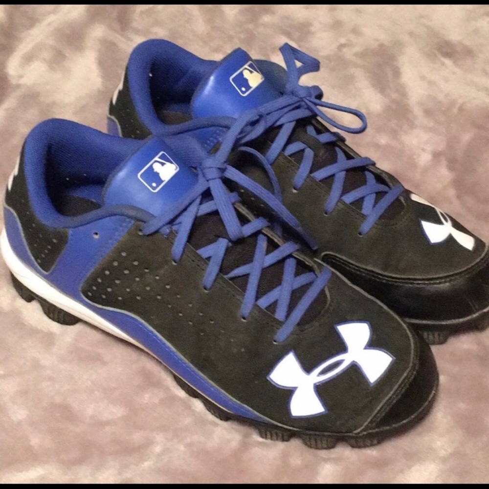 Boys Baseball Cleats